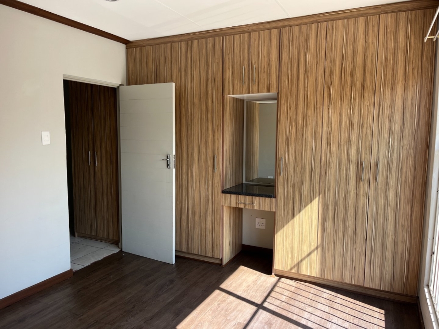 2 Bedroom Property for Sale in Potchefstroom South North West
